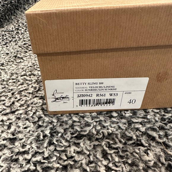 2022 Christian Louboutin sling heels - Picture 2 of 7